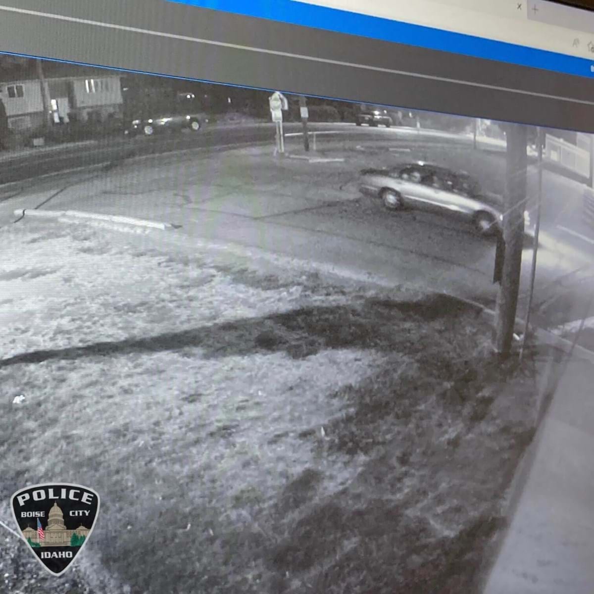 Suspect vehicles: One of the suspect vehicles is described as a dark-colored Chevrolet Avalanche or Honda Ridgeline. The second vehicle looks to be a light-colored, late 90s model sedan.