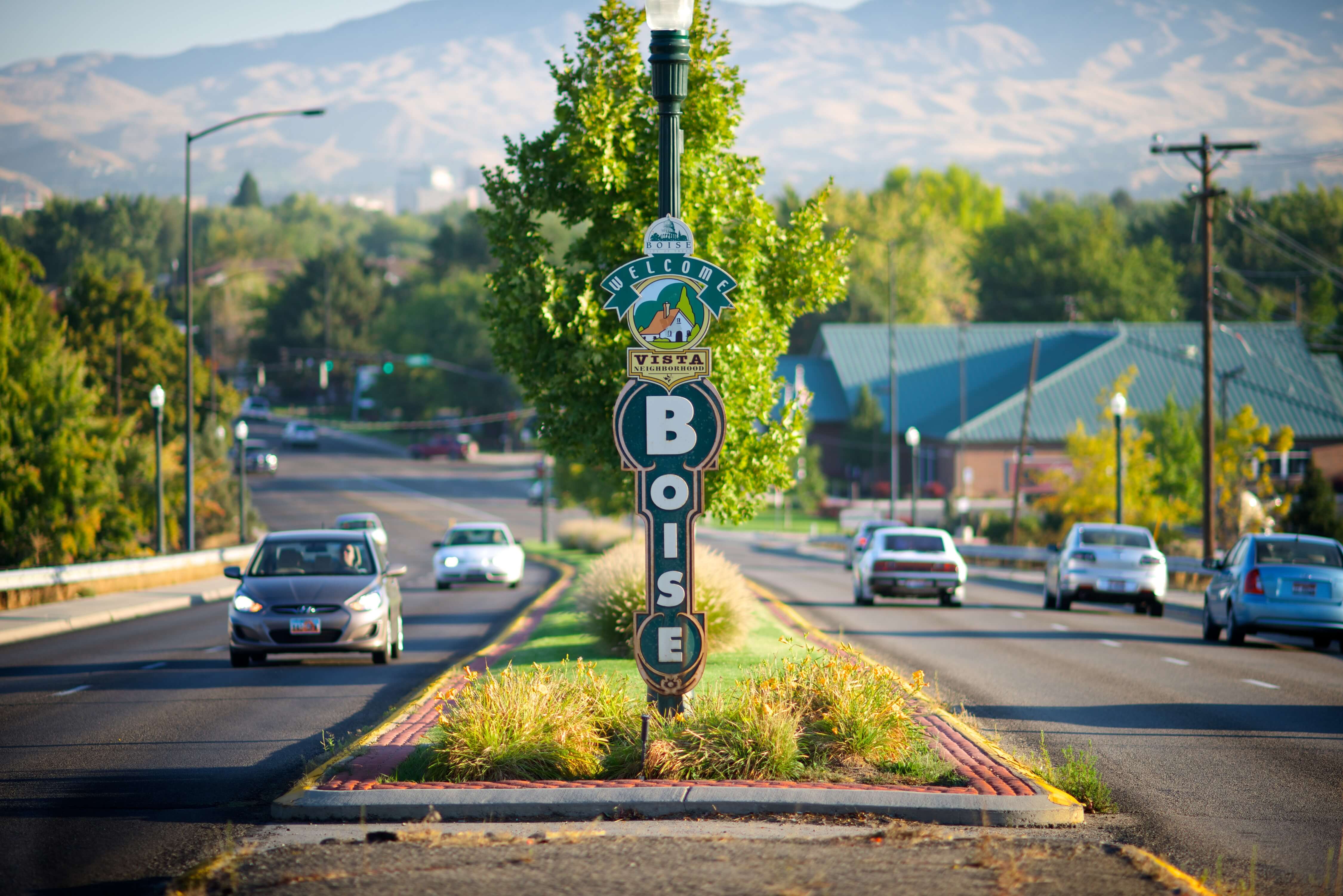 Boise sign looking down vista with view a foothills in the distance