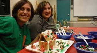 Gingerbread Houses and Holiday Crafts Party